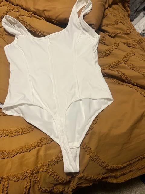 Image #2 from Sienna Cooper