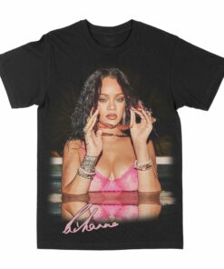 Rihanna "Water" Graphic T-Shirt