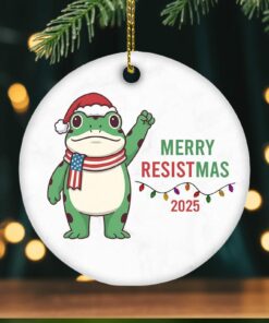Merry Resistmas 2025 Ceramic Ornament – Funny Political Frog Christmas Tree Decor – Holiday Gift for Activists, Protesters or Free Thinkers