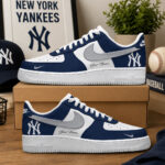 Custom-Name-And-Number-New-York-Yankees-New-Version-2026-Graphic-Air-Force-1-Shoes-Sneakers-for-Baseball-Fans.jpg