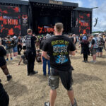 Unisex Heart Says Pit Knees Say Sit Graphic Shirt for Racing Fans