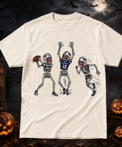 Unisex New England Patriots Dancing Skeletons Halloween 2026 Graphic Shirt for Football Fans